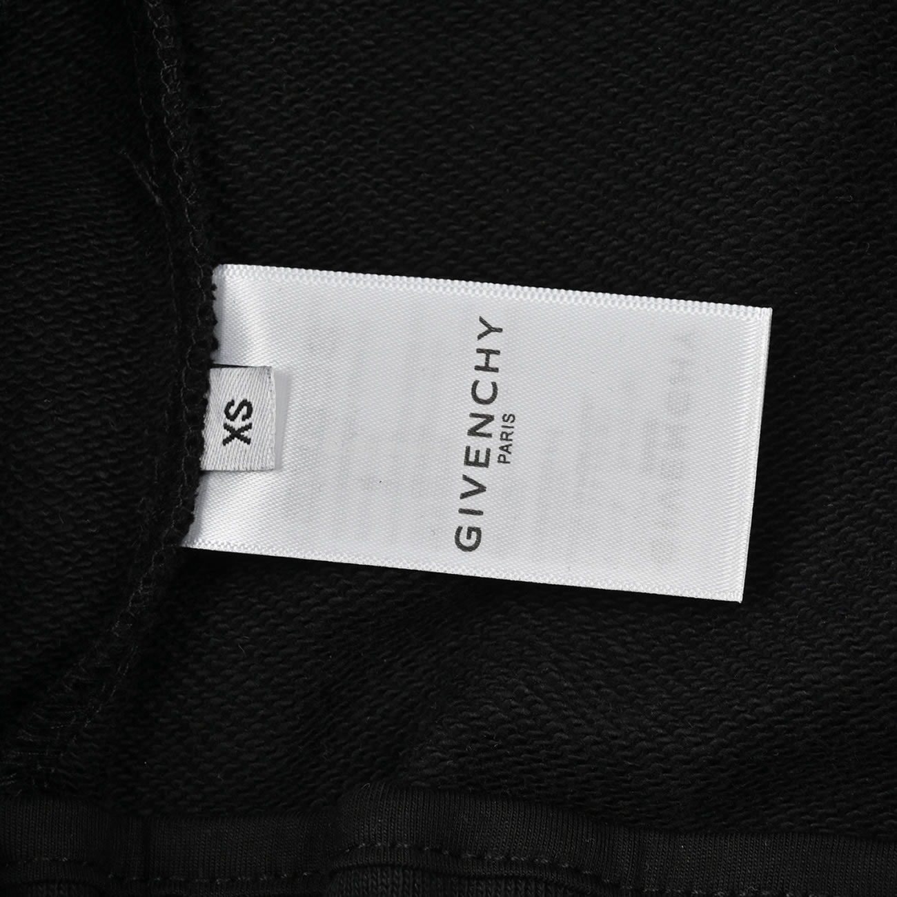 Givenchy 24ss Hand Drawn Logo Checkered Shorts (8) - newkick.cc